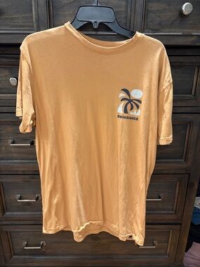 Quiksilver Men's Mustard Palm Graphic Short-Sleeve Tee